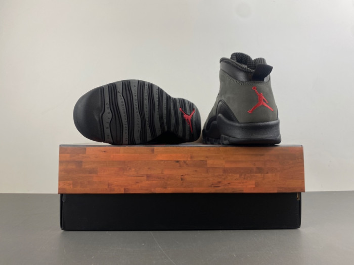 Air Jordan 10 Retro Shadow (2025)  HJ6779-001