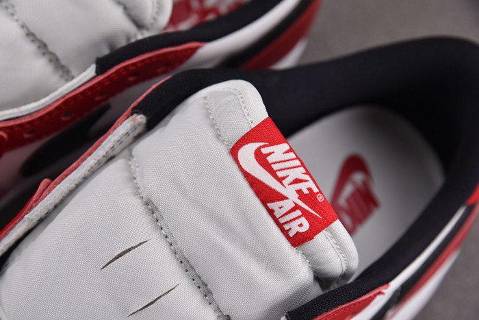 Air Jordan 1 Retro Low OG Chicago (2025)  HQ6998-600