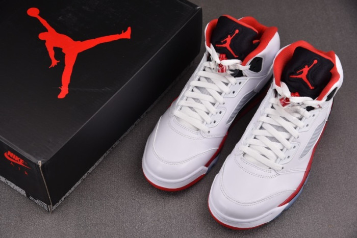 Air Jordan 5 Retro Fire Red Black Tongue (2025) HQ7978-101