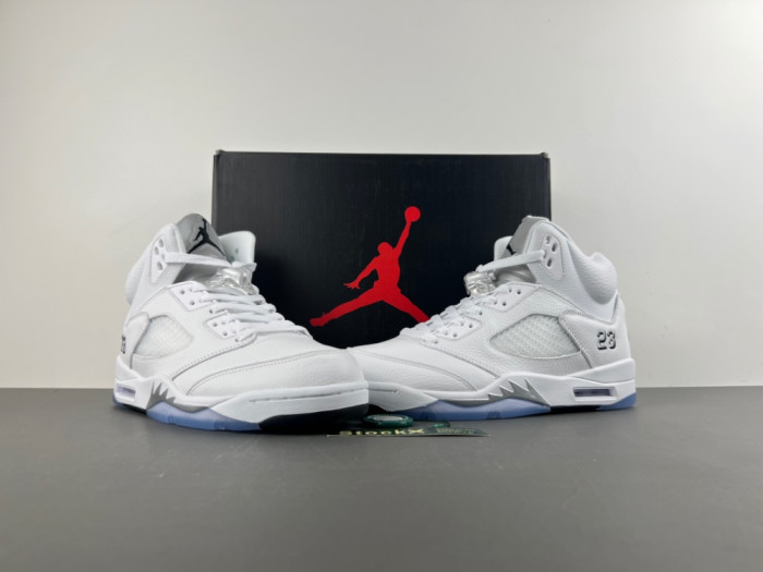Air Jordan 5 Retro White Metallic (2026)  HQ7978-103