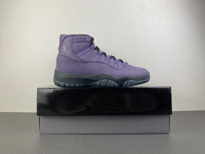 Air Jordan 11 Retro Mojave  IO8961-553