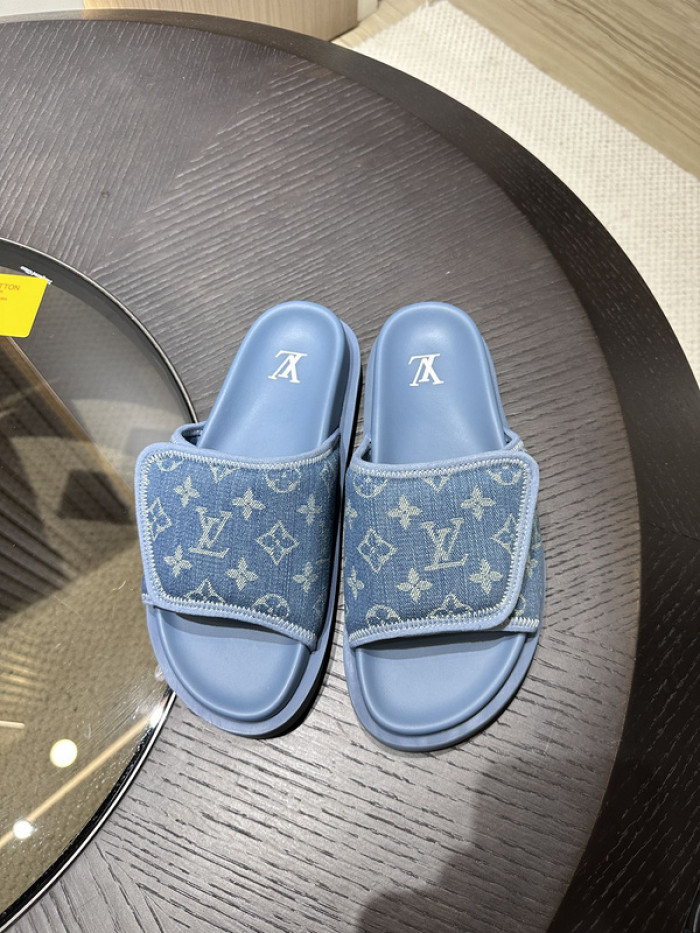 L0VT SANDAL