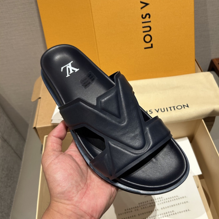 L0VT SANDAL