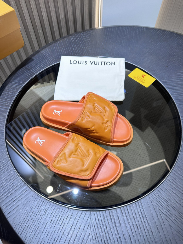 L0VT SANDAL