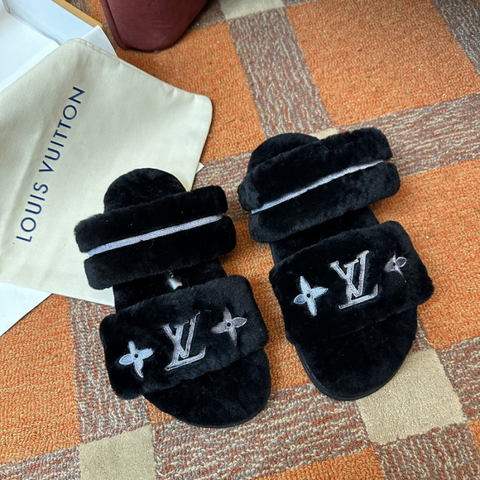 L0VT SANDAL