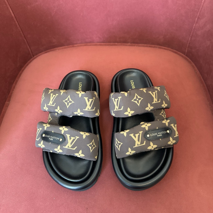 L0VT SANDAL