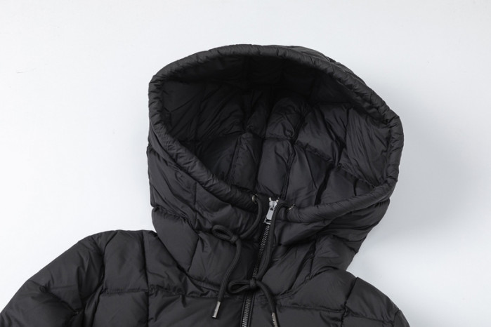 M0*C1ER DOWN JACKET