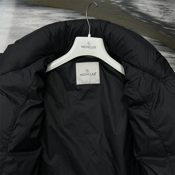 M0*C1ER DOWN JACKET