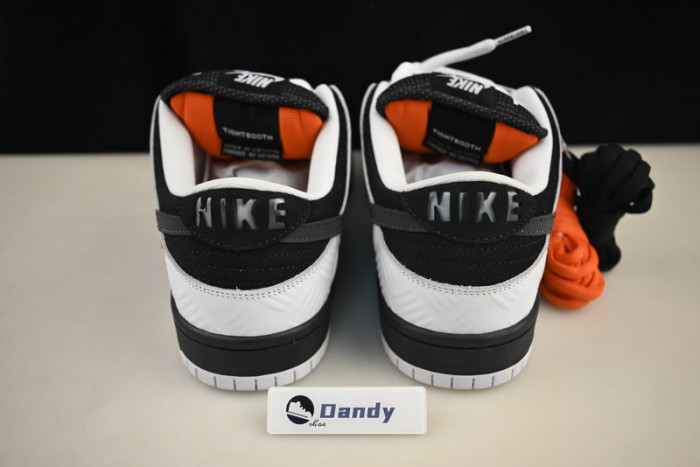 Nike SB Dunk Low TIGHTBOOTH FD2629-100