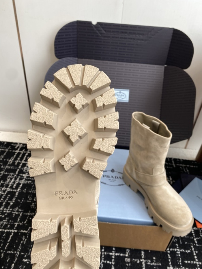 PRAD BOOTS