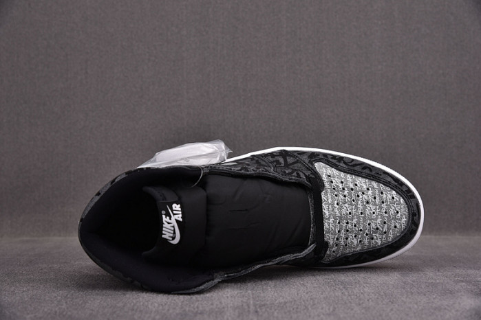 AIR JORDAN 1 HIGH OG “REBELLIONAIRE” 555088-036