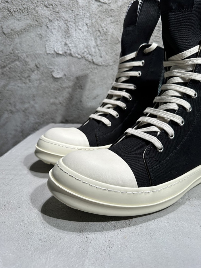 R1CK OWEN& HOLLYWOOD (CANVAS)