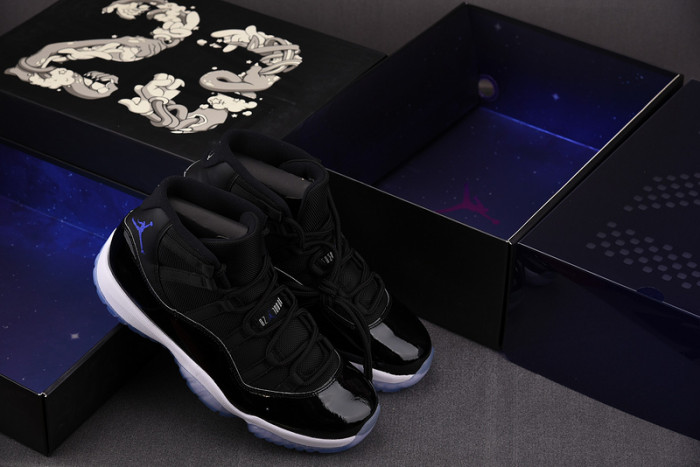 AIR JORDAN 11 RETRO "SPACE JAM 2016 RELEASE" MENS 378037-003