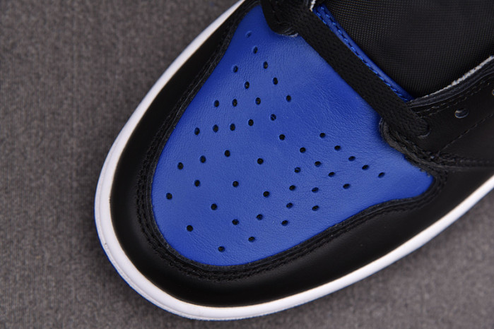 AIR JORDAN 1 RETRO HIGH OG 2017 ROYAL BLUE 555088-007