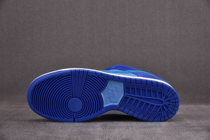 Nike SB Dunk Low Blue Raspberry DM0807-400